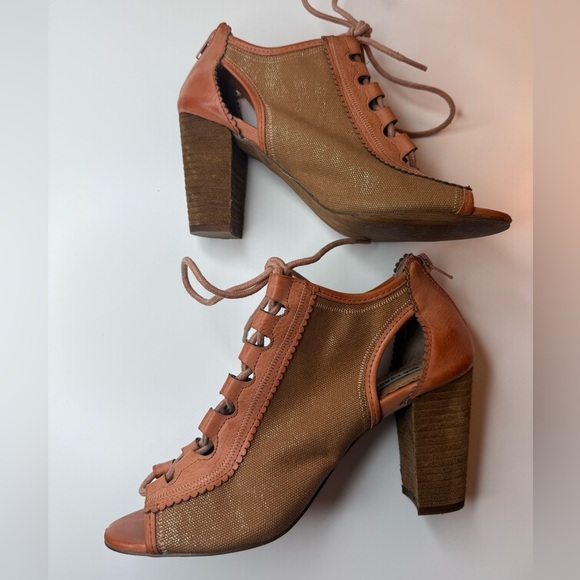 Not Rated Women's Fleura Dress Pump Floral Embroidered Heels Boho Summer Size 8 - Picture 16 of 16